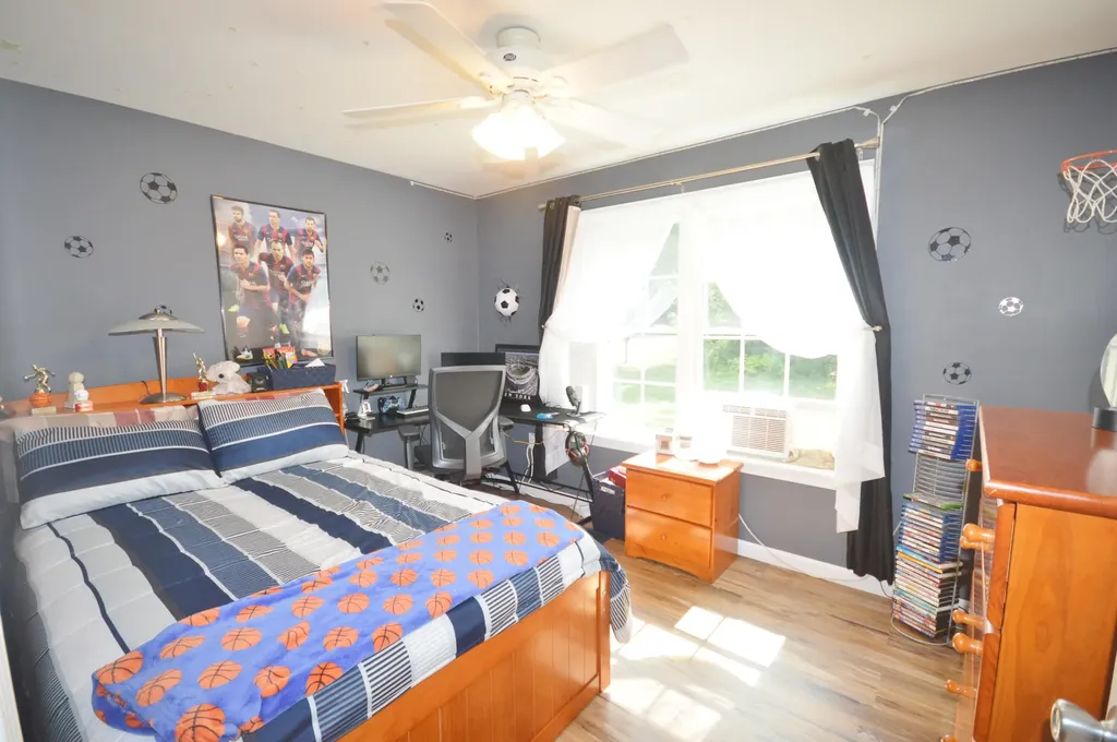 200 Hoxie Hill Road Orrington ME 04474