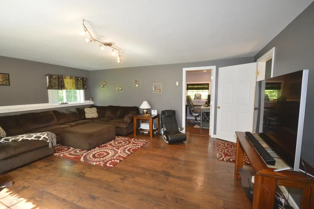 200 Hoxie Hill Road Orrington ME 04474