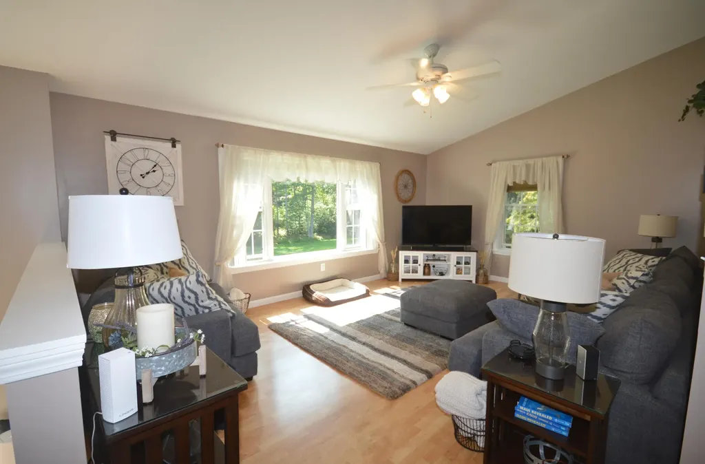200 Hoxie Hill Road Orrington ME 04474