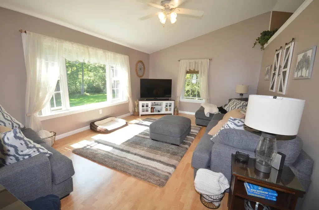 200 Hoxie Hill Road Orrington ME 04474