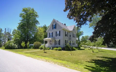 29 Green Street Thomaston ME 04861