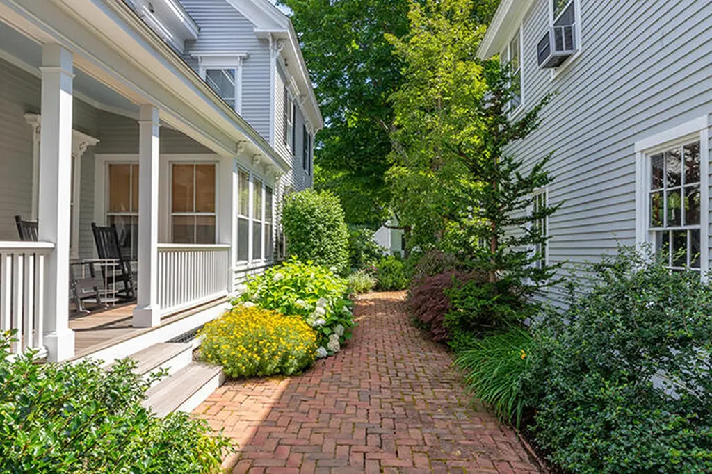 91 Chestnut Street Camden ME 04843