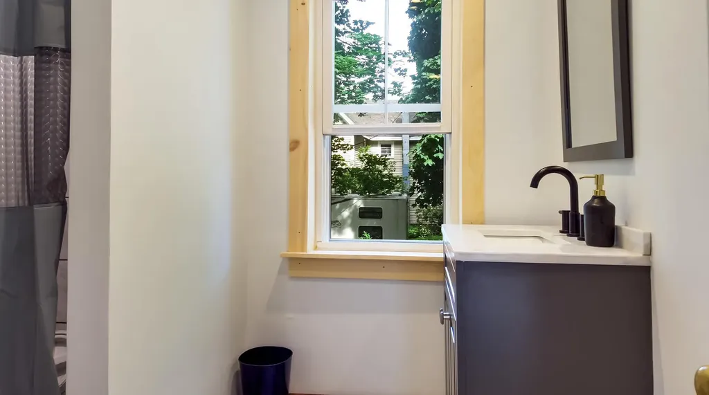56 Elm Street Gardiner ME 04345