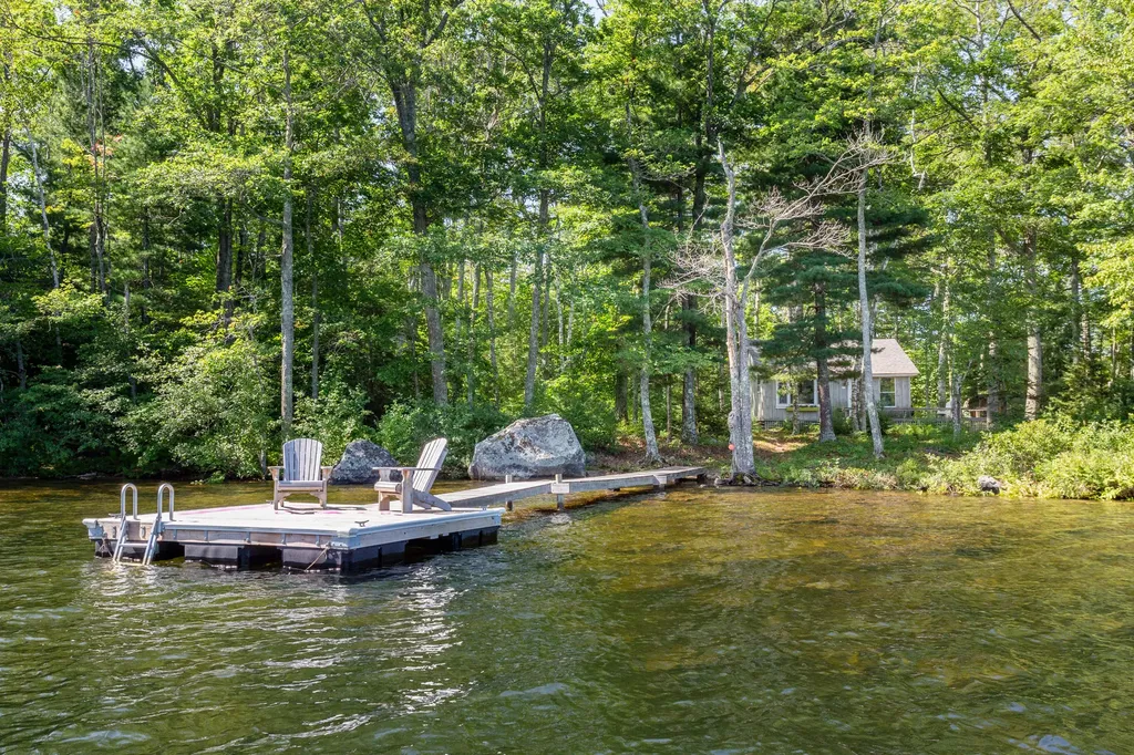 6 Fang Island Lincolnville ME 04849