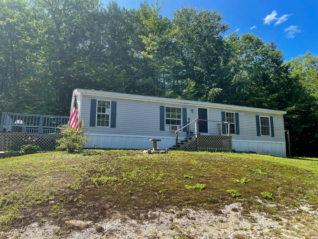 32 Long Hill Road Sebago ME 04029
