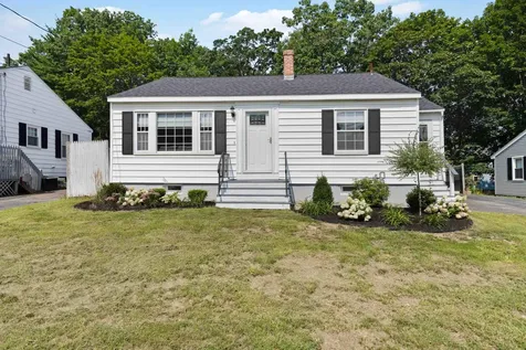 101 Colonial Road Portland ME 04102