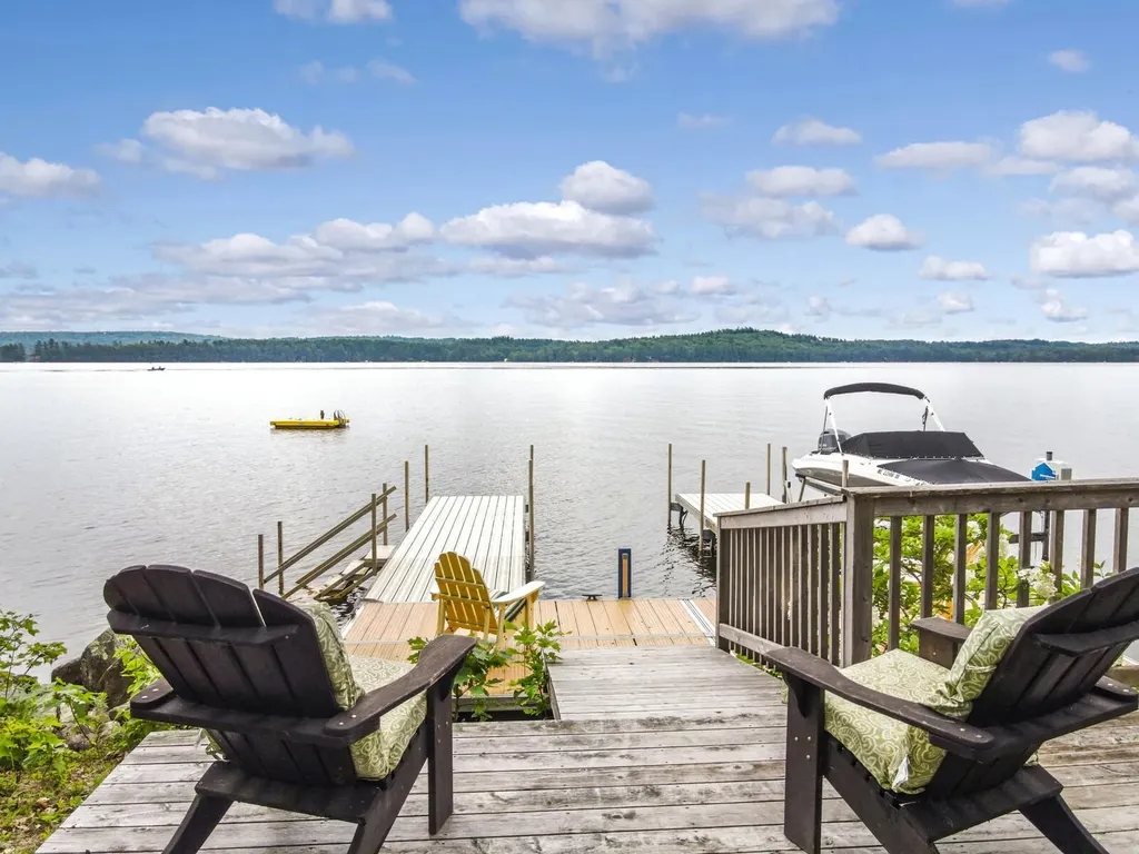 69 North Crane Lane Rome ME 04963