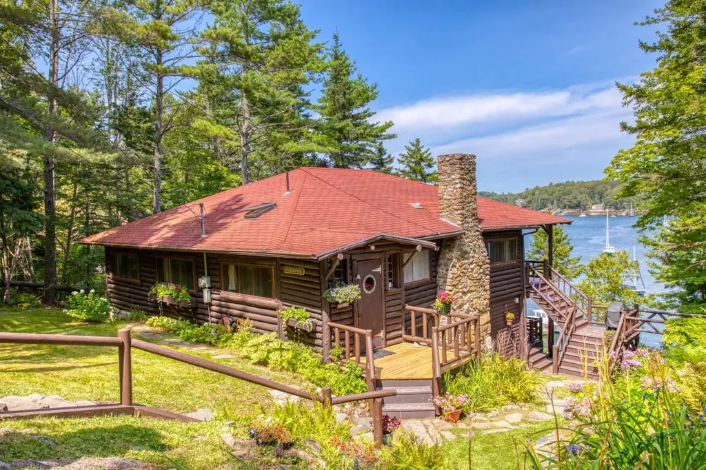 6 Birch Road Boothbay Harbor ME 04538