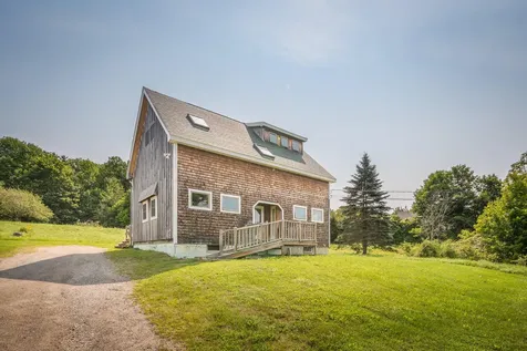 66 S Union Road Union ME 04862