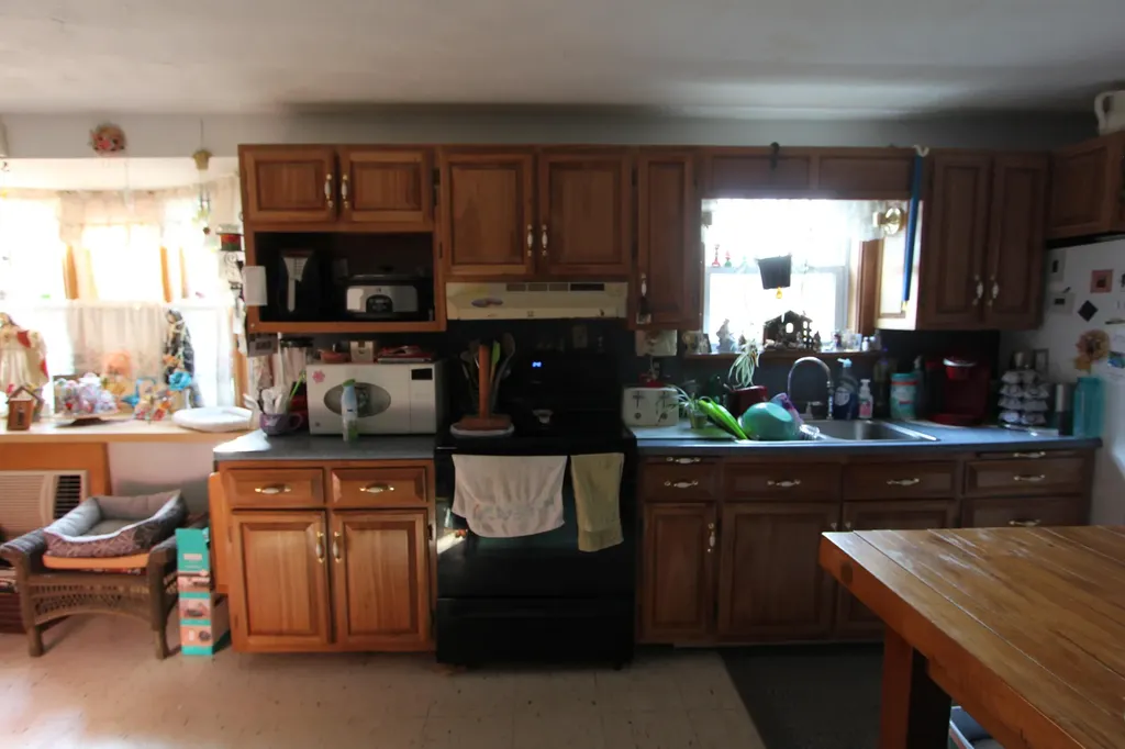 17 Falmouth Street Rumford ME 04276