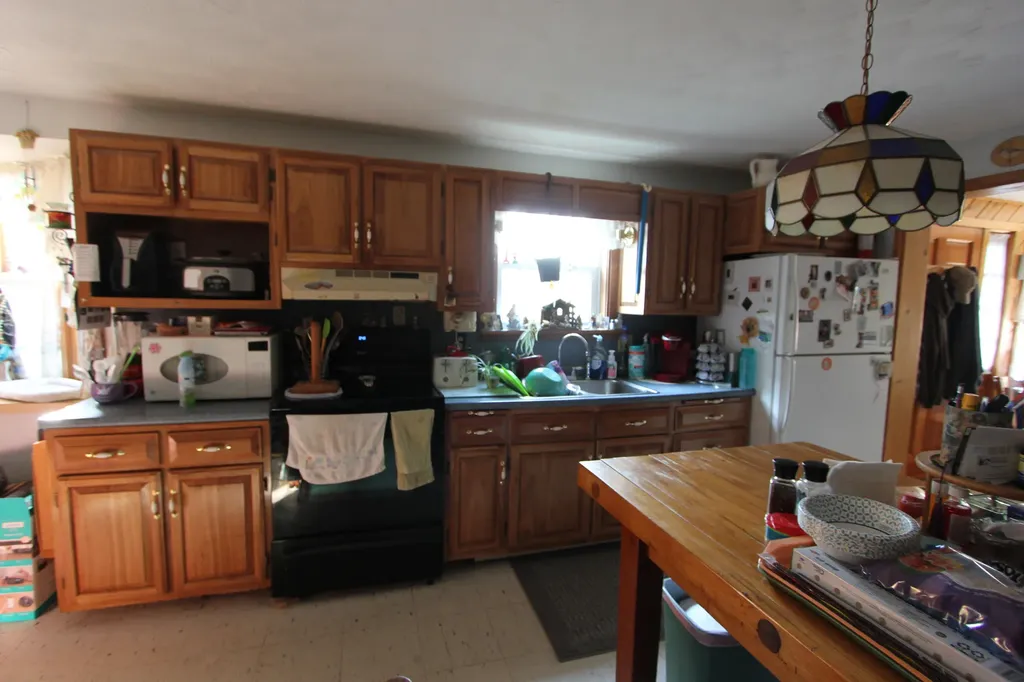 17 Falmouth Street Rumford ME 04276