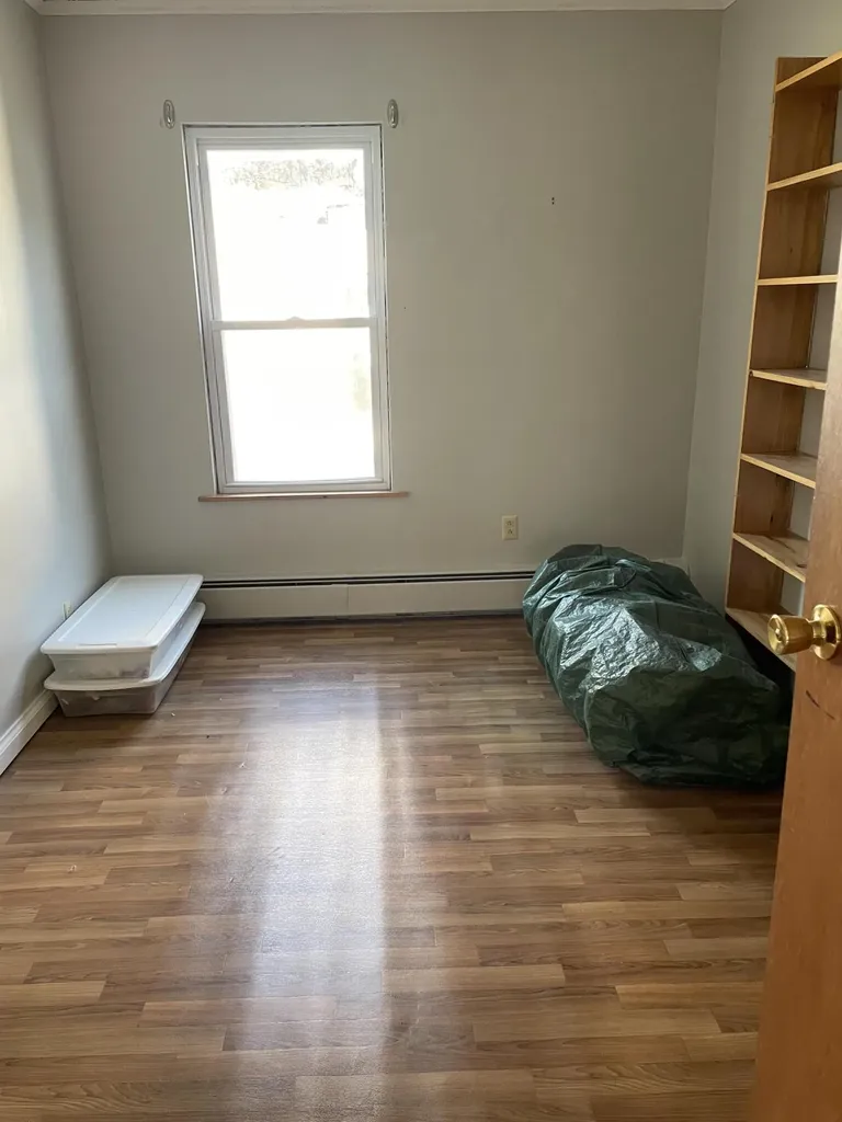 17 Falmouth Street Rumford ME 04276