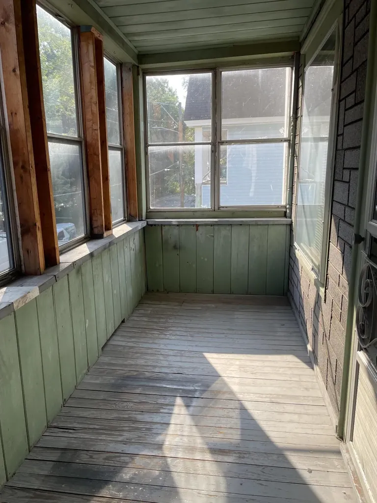 17 Falmouth Street Rumford ME 04276