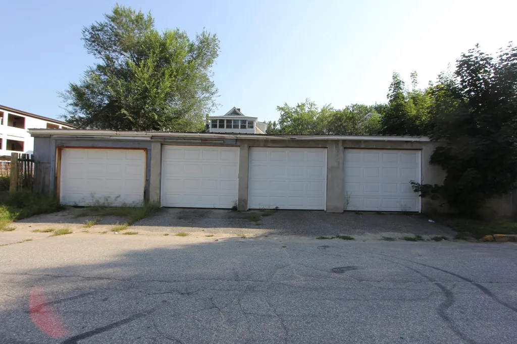 17 Falmouth Street Rumford ME 04276