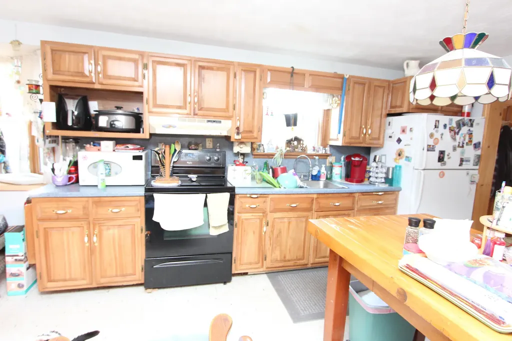 17 Falmouth Street Rumford ME 04276