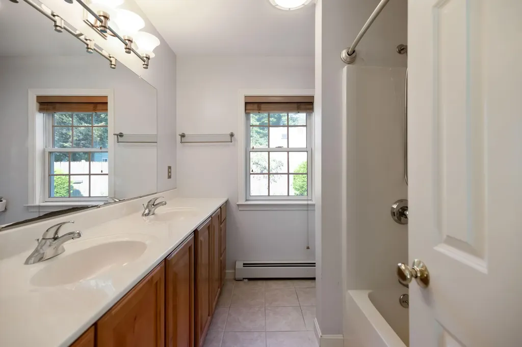25 Stepping Stone Lane Portland ME 04103