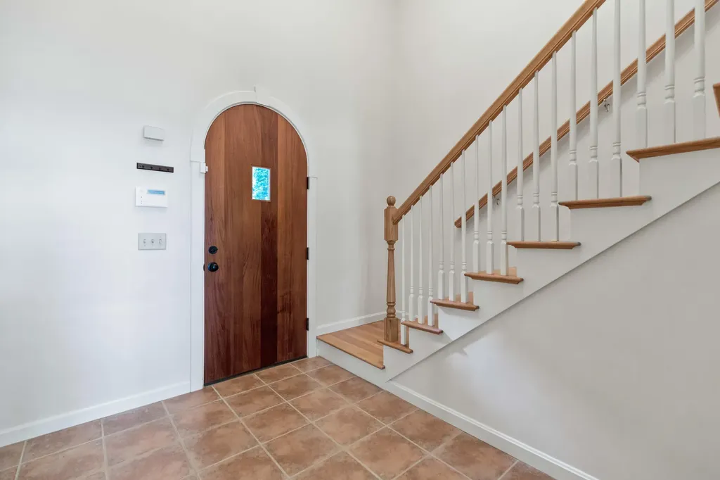 25 Stepping Stone Lane Portland ME 04103