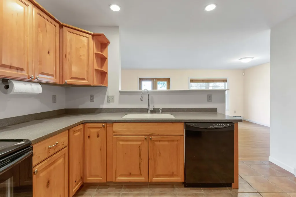 25 Stepping Stone Lane Portland ME 04103