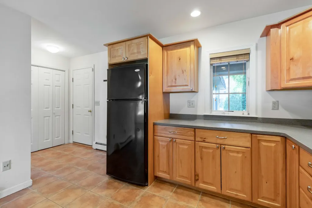 25 Stepping Stone Lane Portland ME 04103