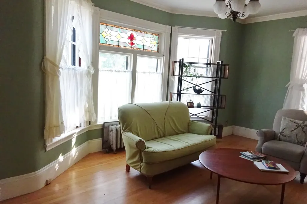 21 Forest Avenue Bangor ME 04401