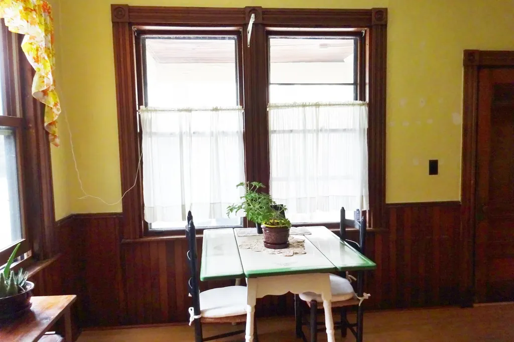 21 Forest Avenue Bangor ME 04401