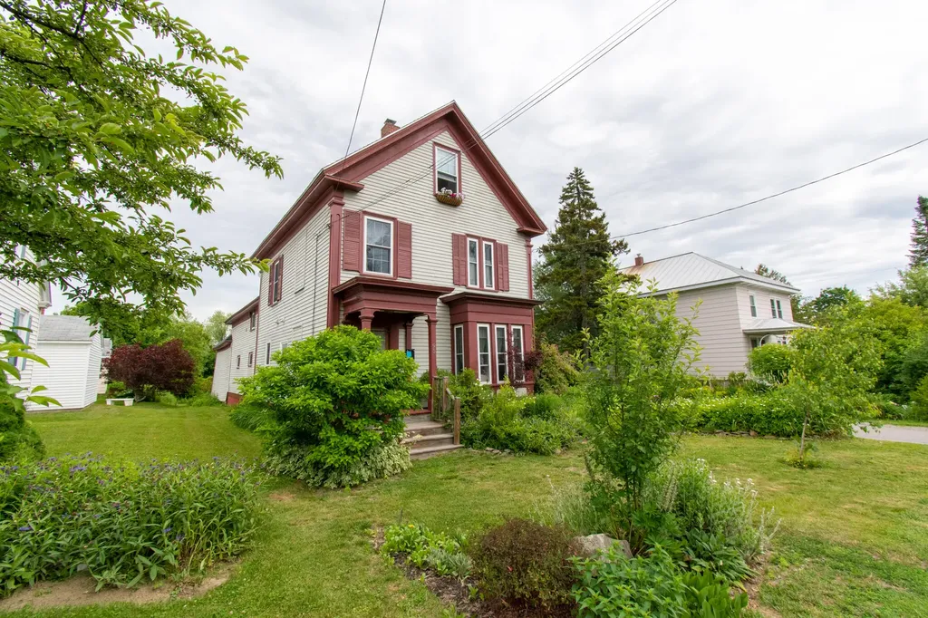 95 Western Avenue Waterville ME 04901