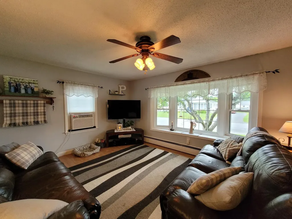 12 Sam Street Winslow ME 04901