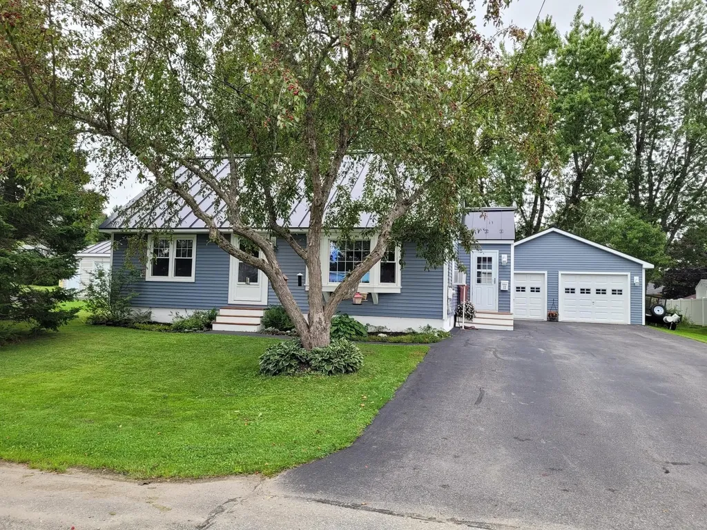 12 Sam Street Winslow ME 04901