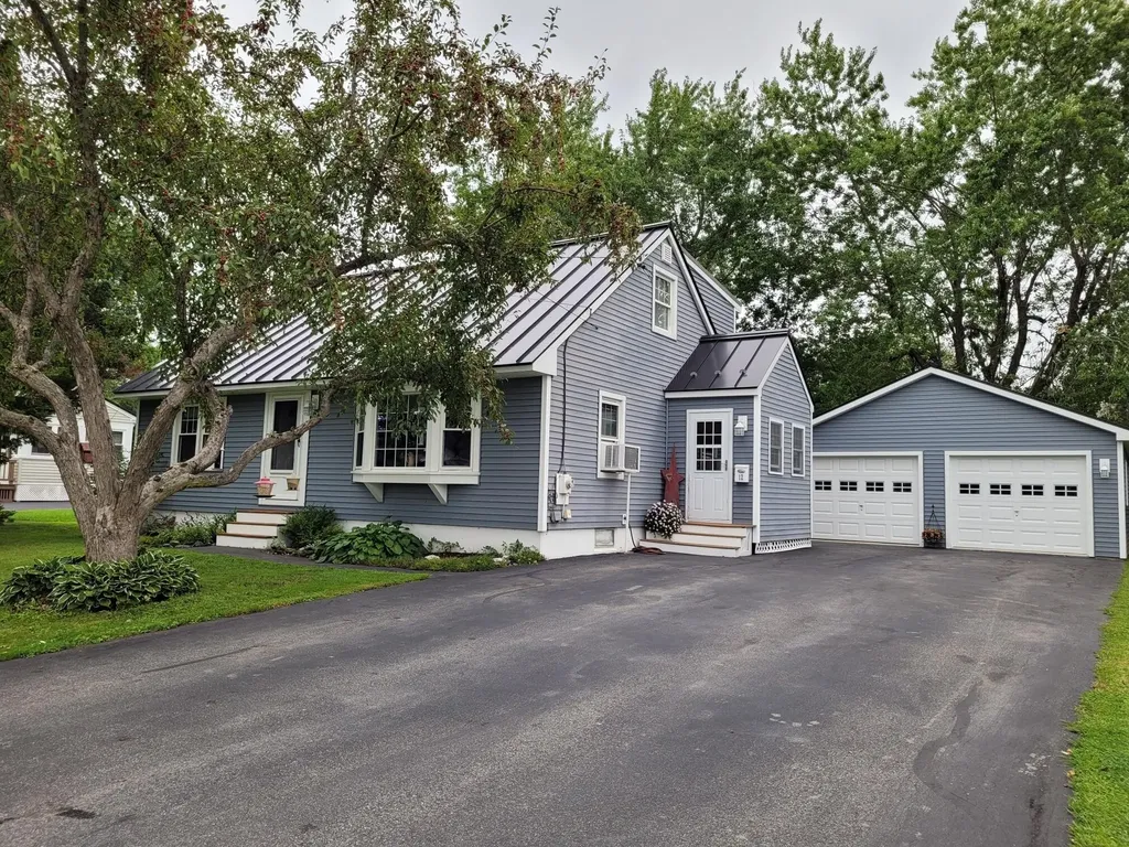 12 Sam Street Winslow ME 04901