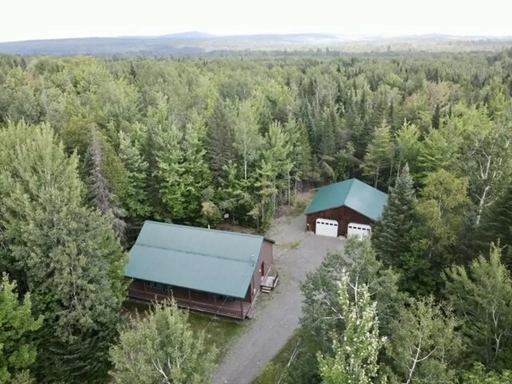 50 Monument Road Abbot ME 04406