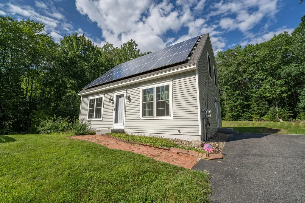 29 Orion Way Windham ME 04062