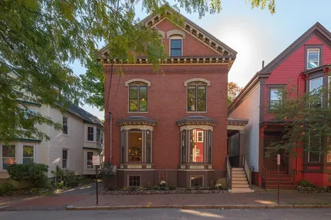 77 Carleton Street Portland ME 04102
