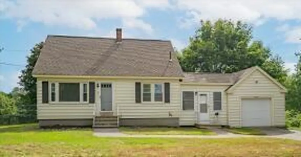 52 Hicks Street Portland ME 04103