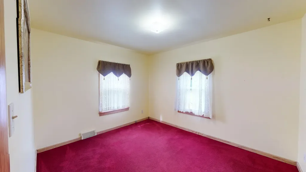 231 Grove Street Lewiston ME 04240