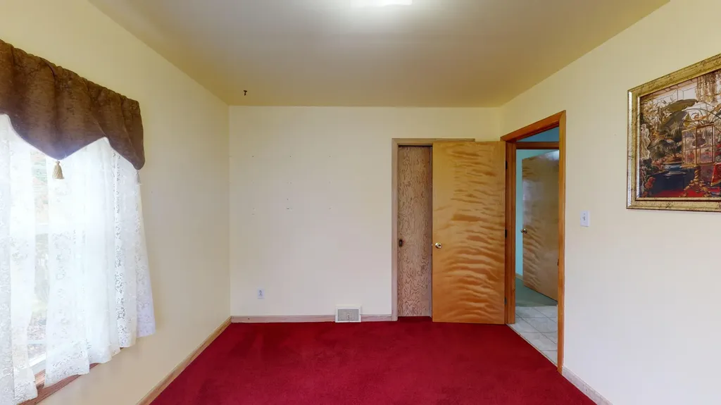 231 Grove Street Lewiston ME 04240