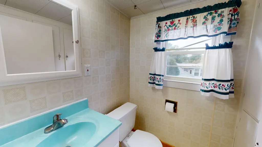 231 Grove Street Lewiston ME 04240