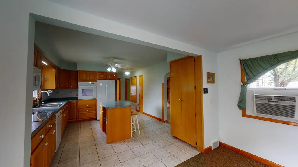 231 Grove Street Lewiston ME 04240