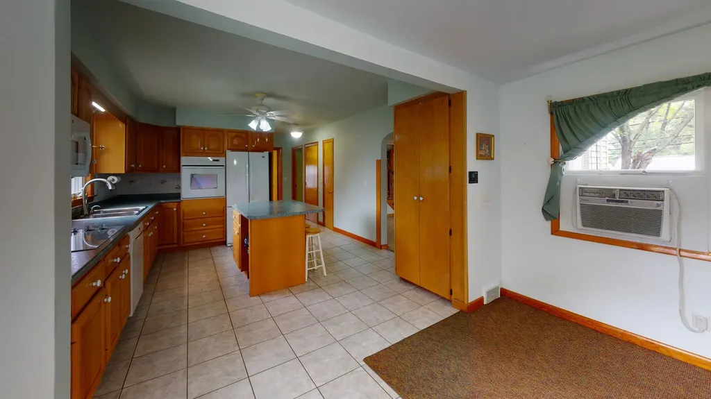 231 Grove Street Lewiston ME 04240
