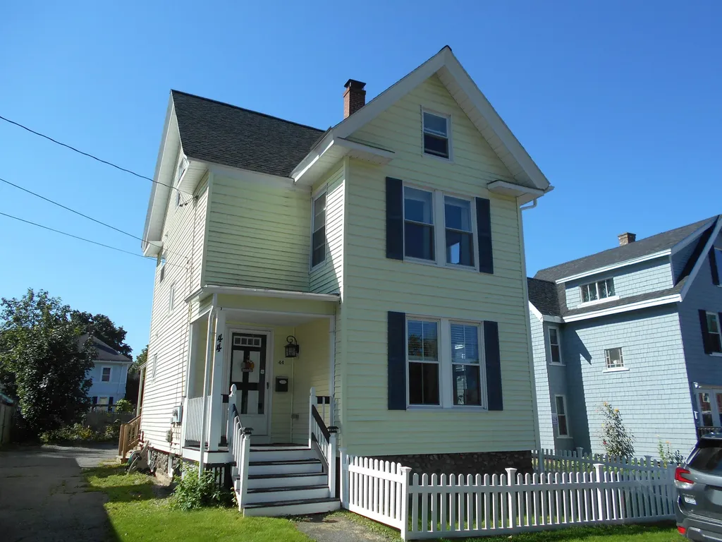 44 West Street Bangor ME 04401