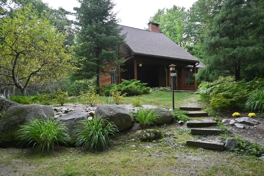 33 Whittemore Cove Road Raymond ME 04071