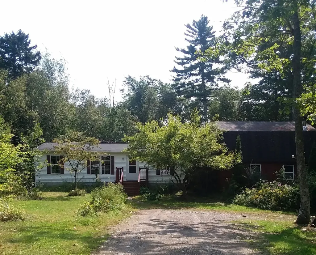 44 Bay Woods Road Bristol ME 04539