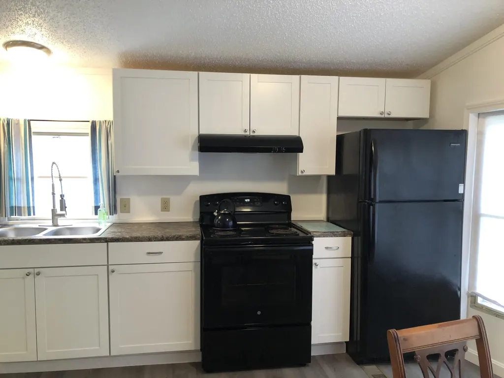 13 Lakeview Drive Holden ME 04429