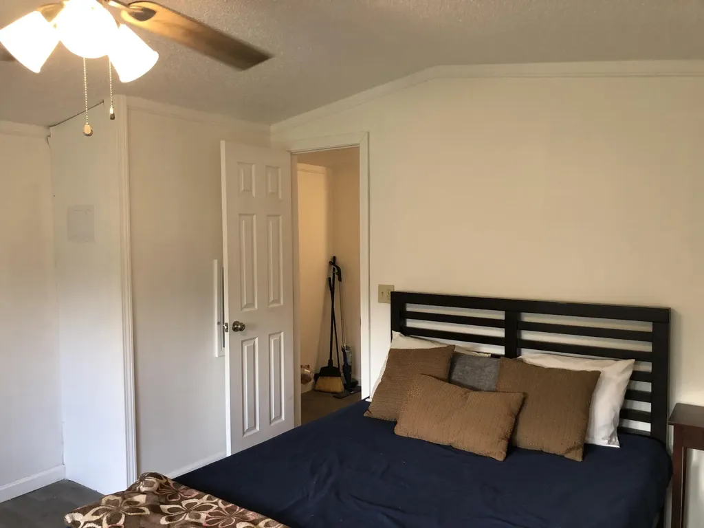 13 Lakeview Drive Holden ME 04429