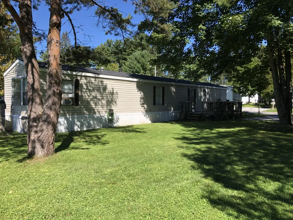 13 Lakeview Drive Holden ME 04429