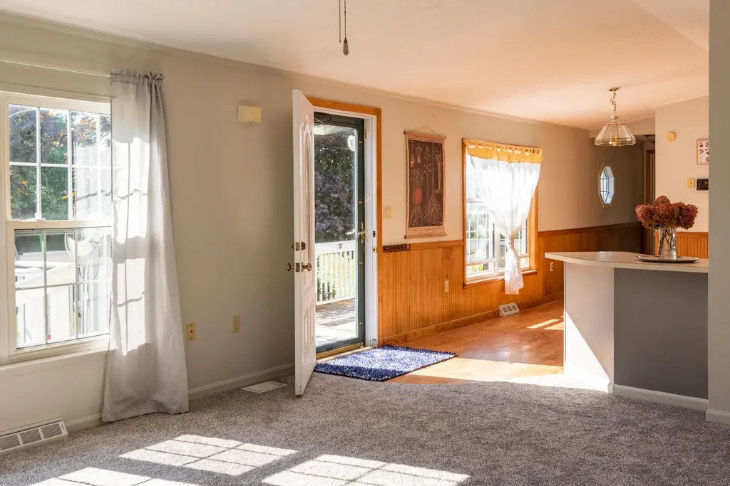 325 Belgrade Road Mount Vernon ME 04352