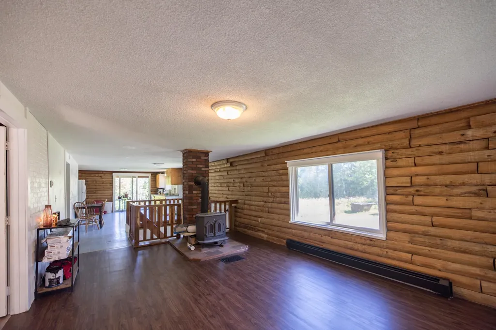 628 Norridgewock Road Fairfield ME 04937