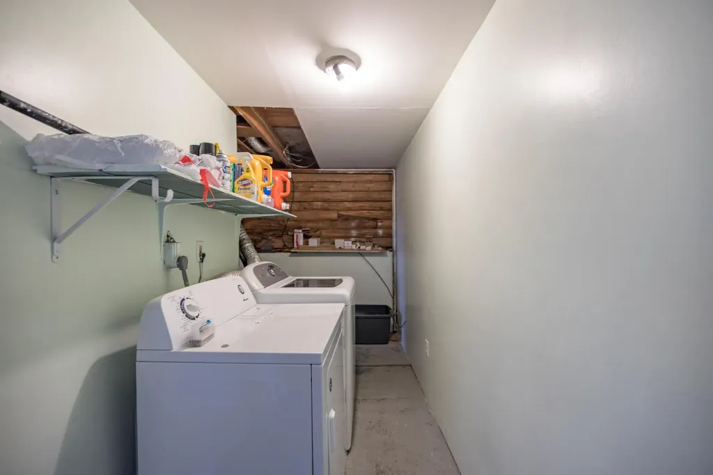 628 Norridgewock Road Fairfield ME 04937