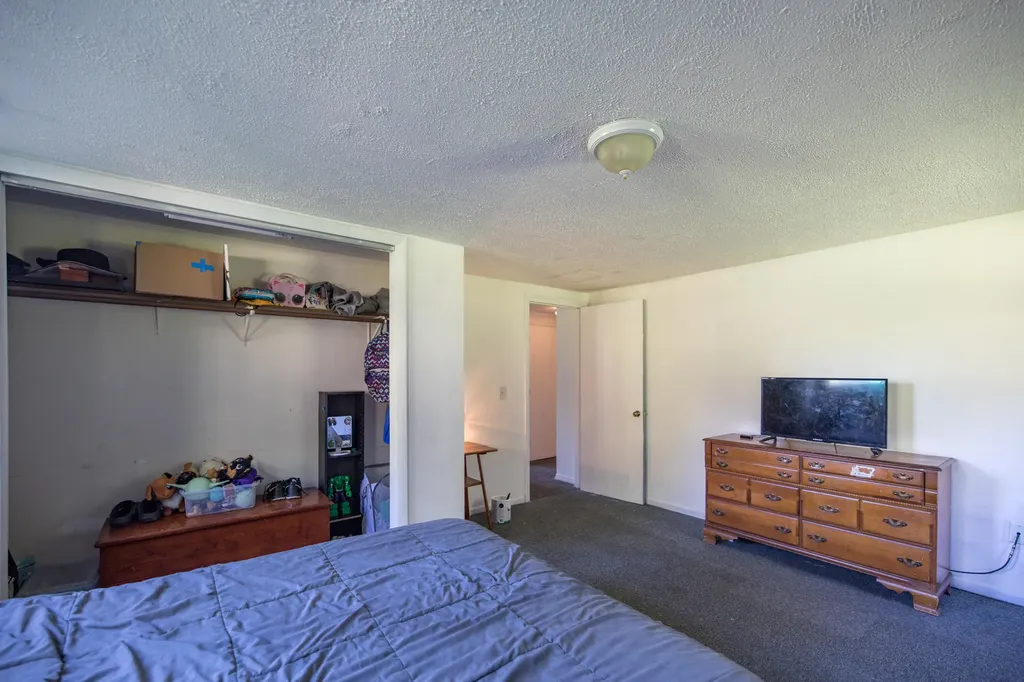 628 Norridgewock Road Fairfield ME 04937
