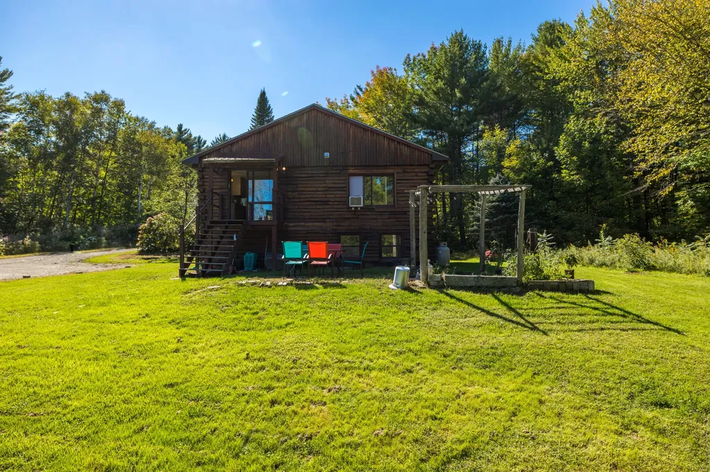 628 Norridgewock Road Fairfield ME 04937