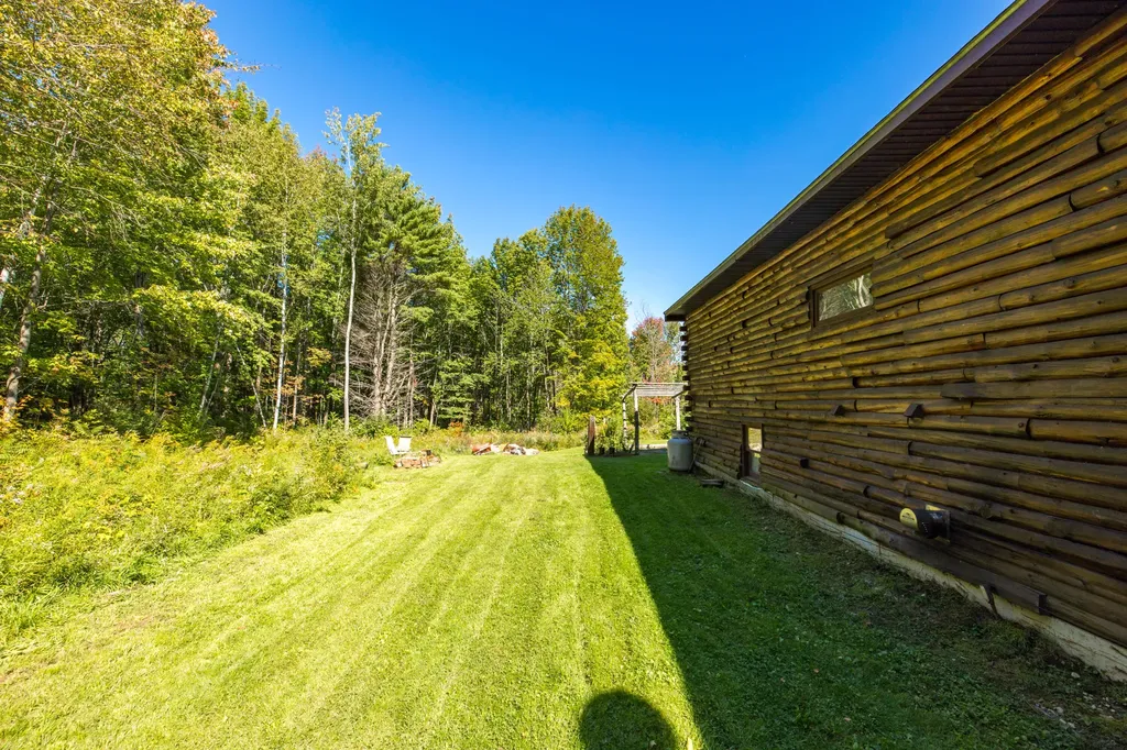 628 Norridgewock Road Fairfield ME 04937